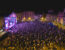 La Plaça Major de Vic plena de gom a gom durant el concert de 31 FAM a la 37ª edició del MMVV.